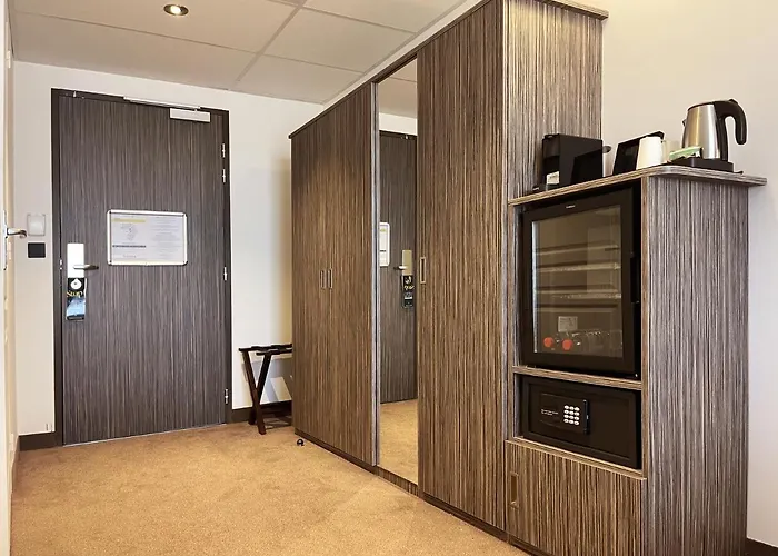 Golden Tulip And Hotel La Baule-Escoublac