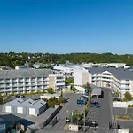 Hotel Golden Tulip And