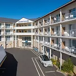 Golden Tulip And