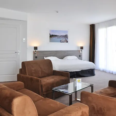 Golden Tulip 4*