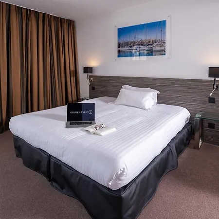 Golden Tulip Hotel 4*