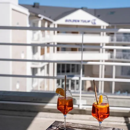 Отель Golden Tulip And