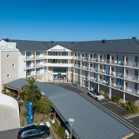 Hotel Golden Tulip And
