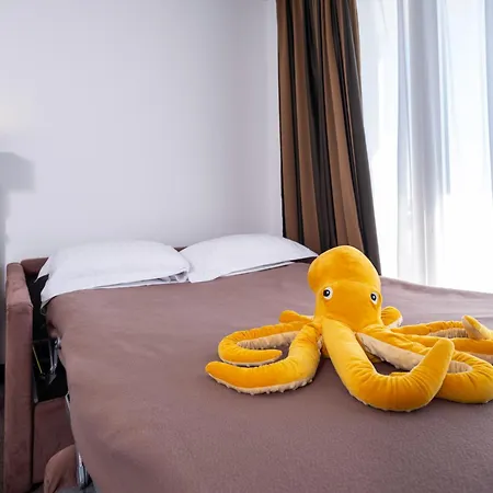Hotel Golden Tulip 4*
