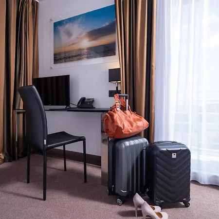 Golden Tulip And Hotell La Baule-Escoublac