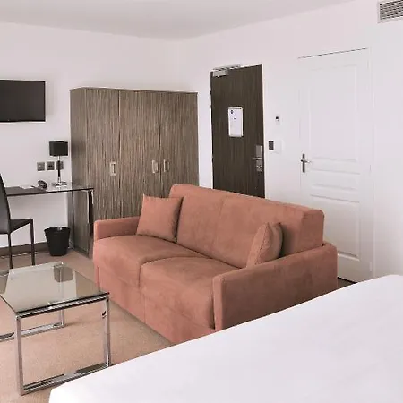 Golden Tulip And Hotel 4*