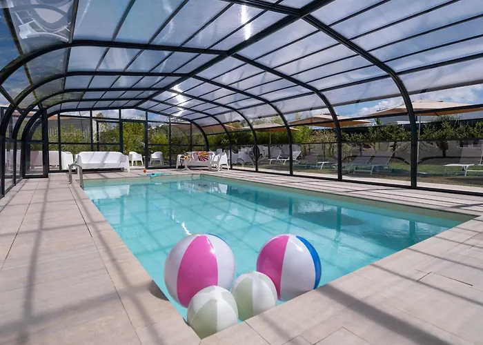 Hotel Golden Tulip And