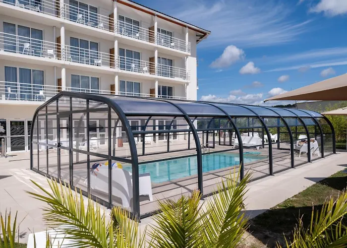 Golden Tulip And 酒店 La Baule