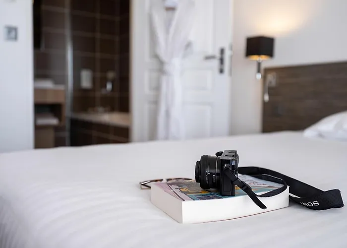 Golden Tulip And 酒店 La Baule