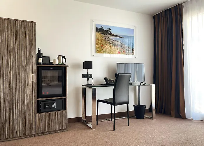 酒店 Golden Tulip And